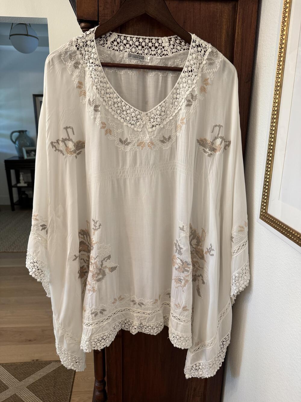 Mioello Tunic Blouse Women's Large White Boho Embroidered Crochet Lace Top Flow